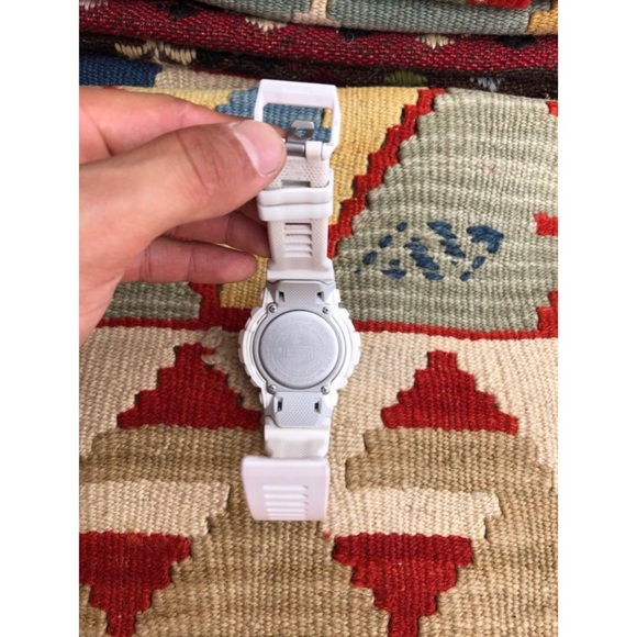 G-Shock Watch GBA-800 Bluetooth Step Tracker White - Picture 4 of 5